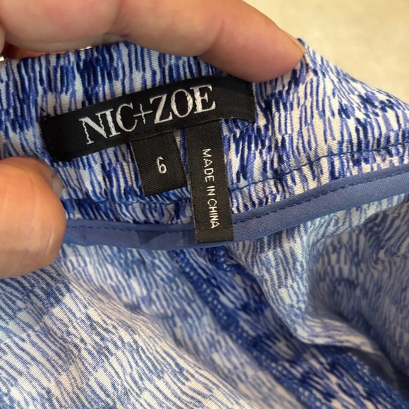 NIC+ZOE Blue and White Patterned Wide Leg Pants - Picture 7 of 7